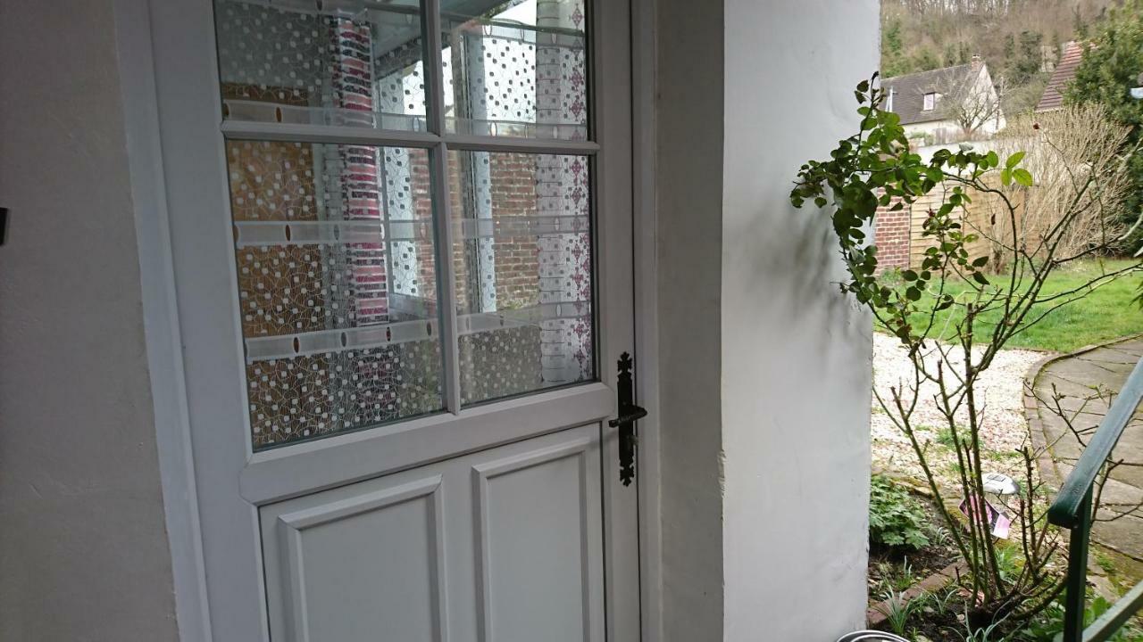 Апартаменты Le Jardinet Пон-Сент-Максанс Экстерьер фото